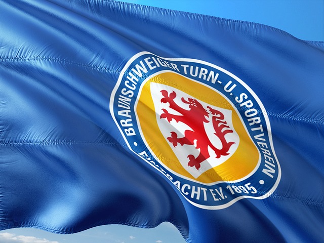 然更倾向于 然更倾向于